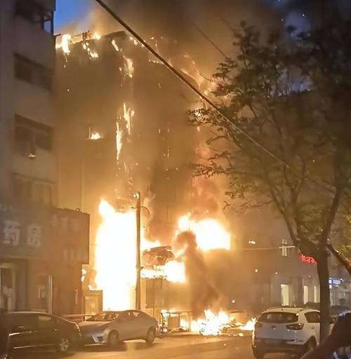 辽宁辽阳市白塔区一饭店发生火灾事故已造成22人死亡3人受伤